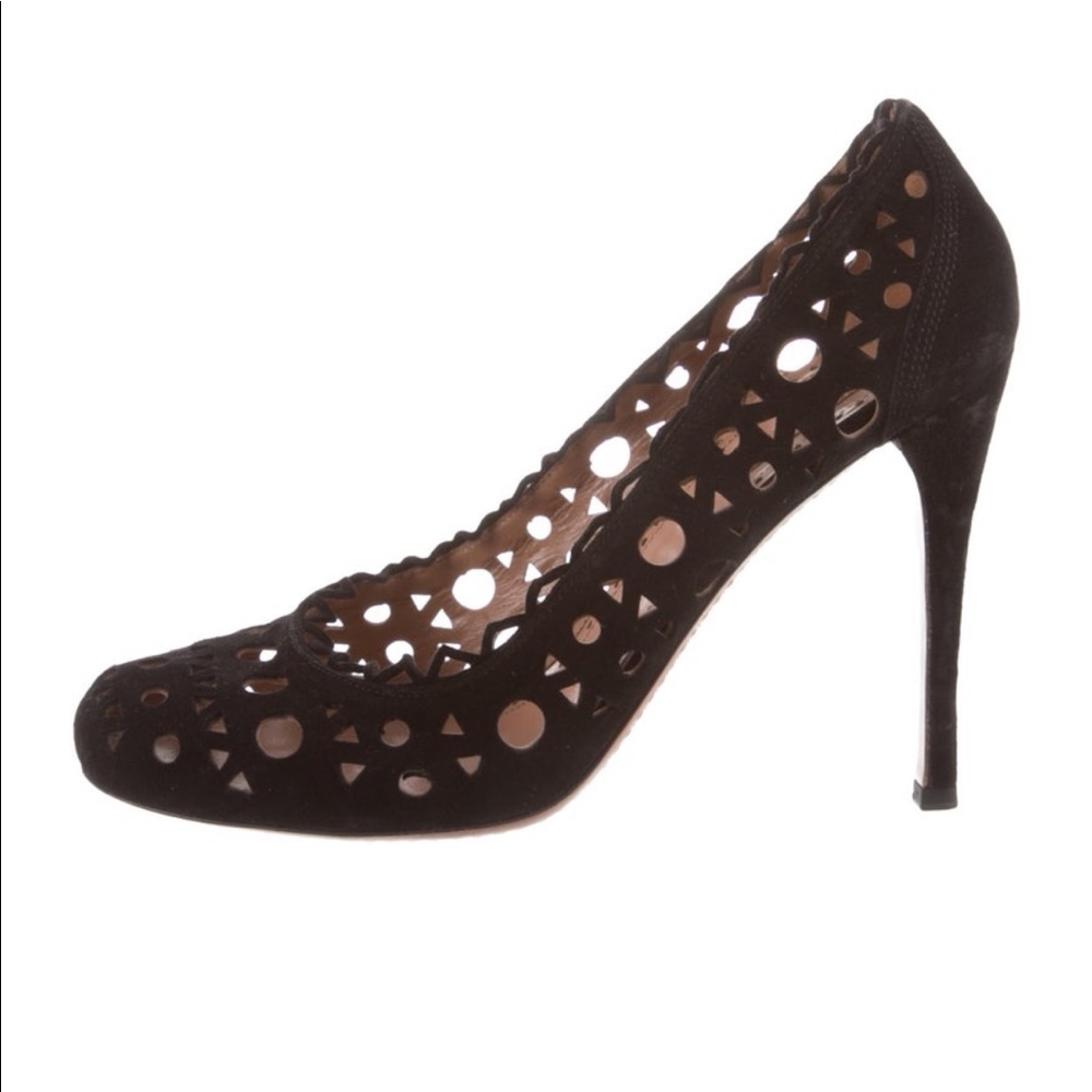 Alaia Round Toe Pumps